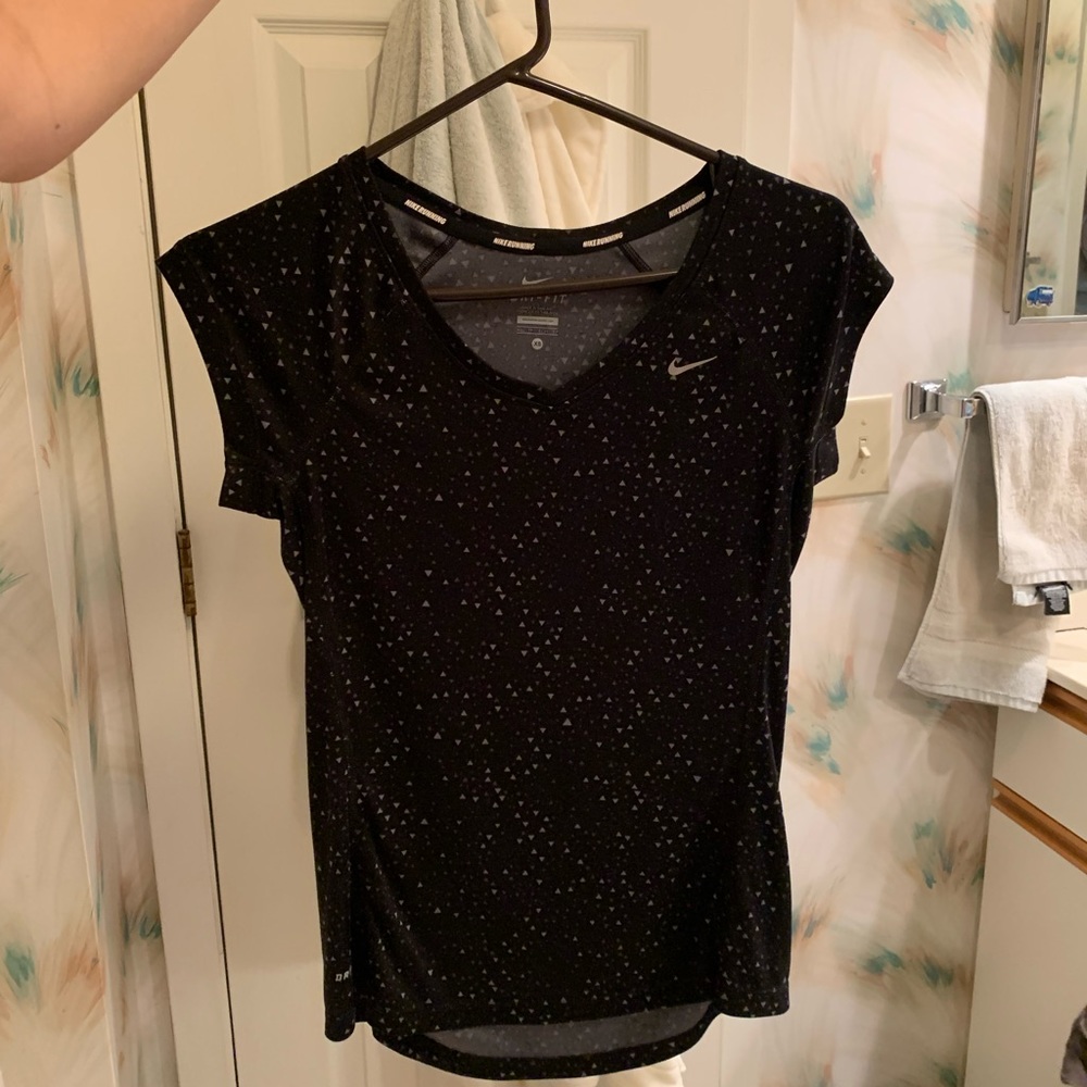 Nike dry fit black workout shirt